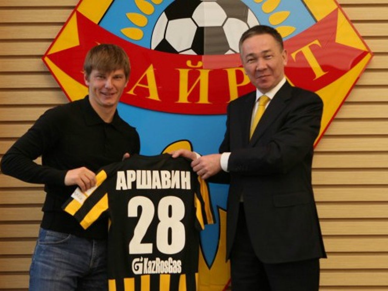 4522c405-072516-andrey-arshavin-arsenal-kairat.jpg?ve=1&tl=1