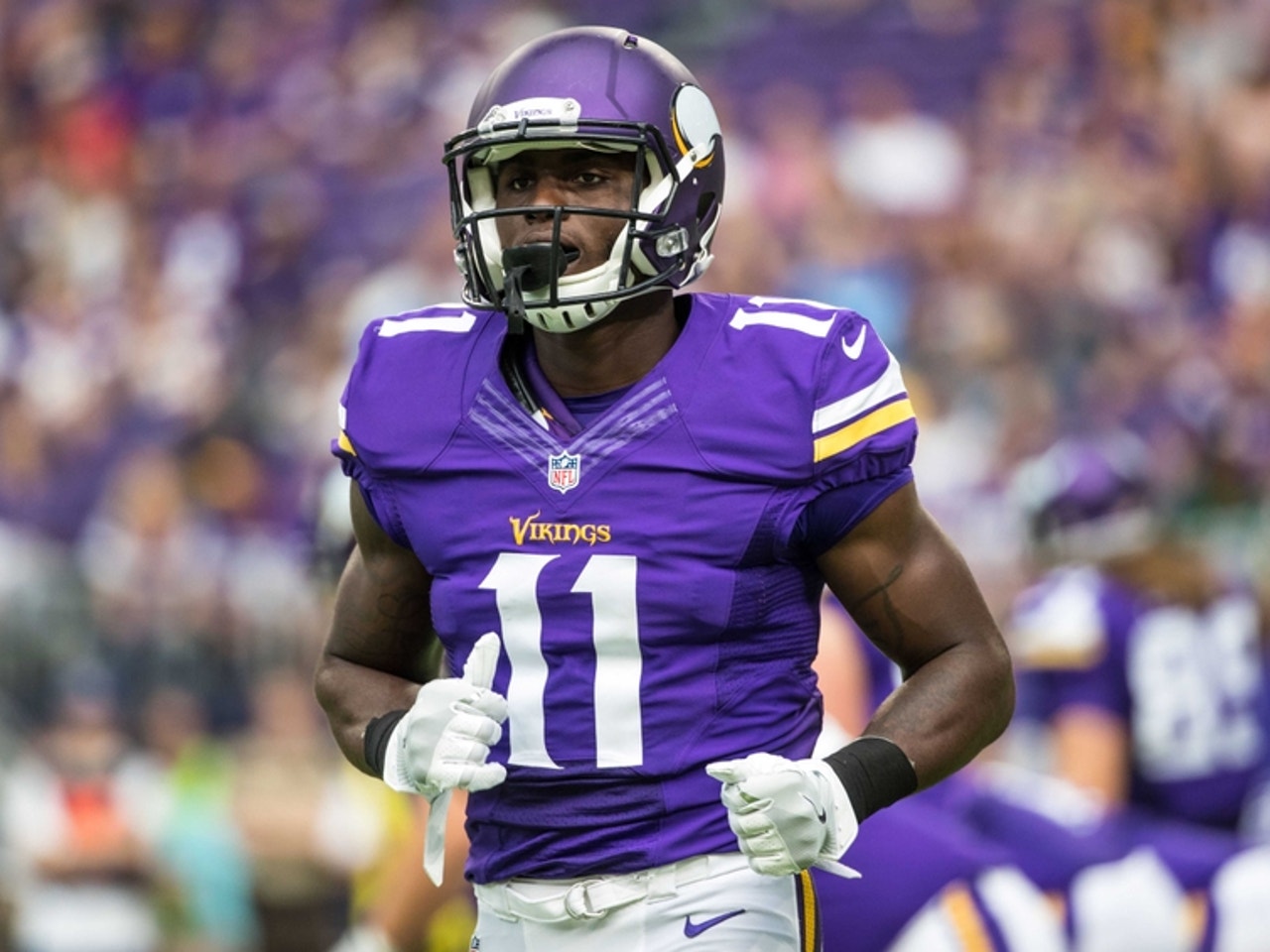 Treadwell deals vikings jersey