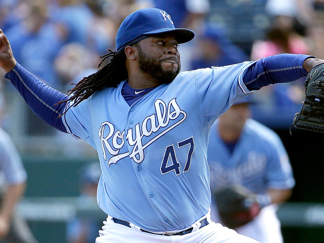 Johnny Cueto strikes out four in White Sox loss