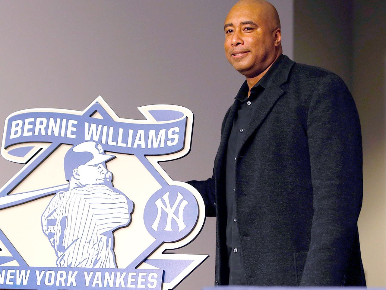 Bernie Williams officially retires from Yankees, 9 years after final game | FOX Sports