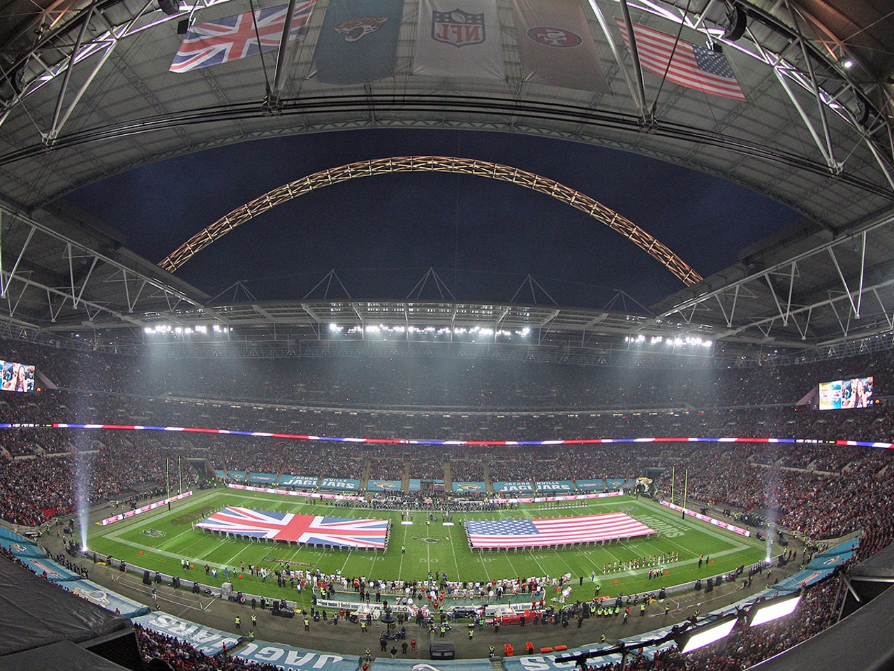 Steelers vs Vikings 4 Tickets Club Level Wembley Stadium