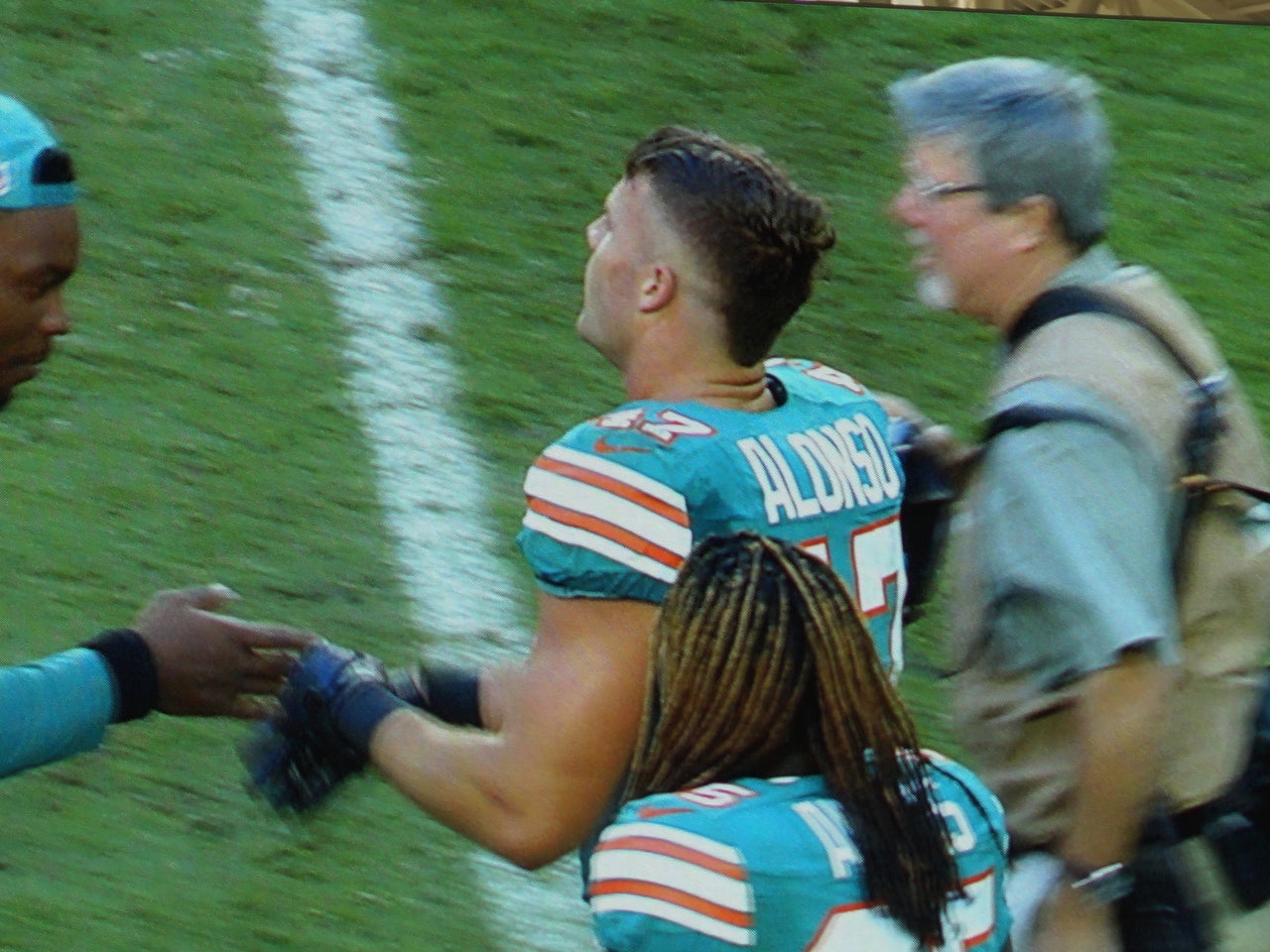 Miami Dolphins Kiko Alonso gets the final laugh at Kaepernick