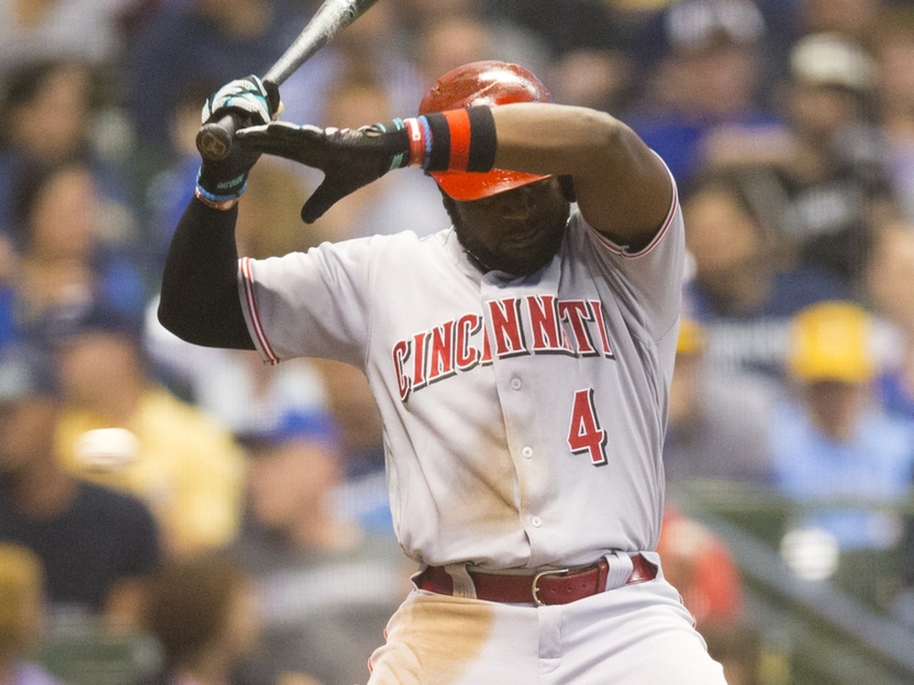 Reds interested in trading Brandon Phillips; Yankees rejected