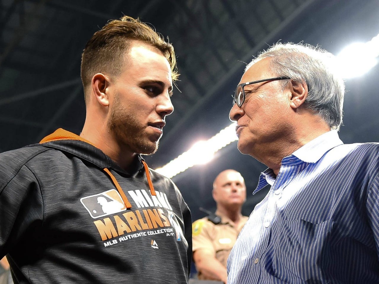 Jose Fernandez: Mets give Marlins signed jersey (photo) - Sports Illustrated