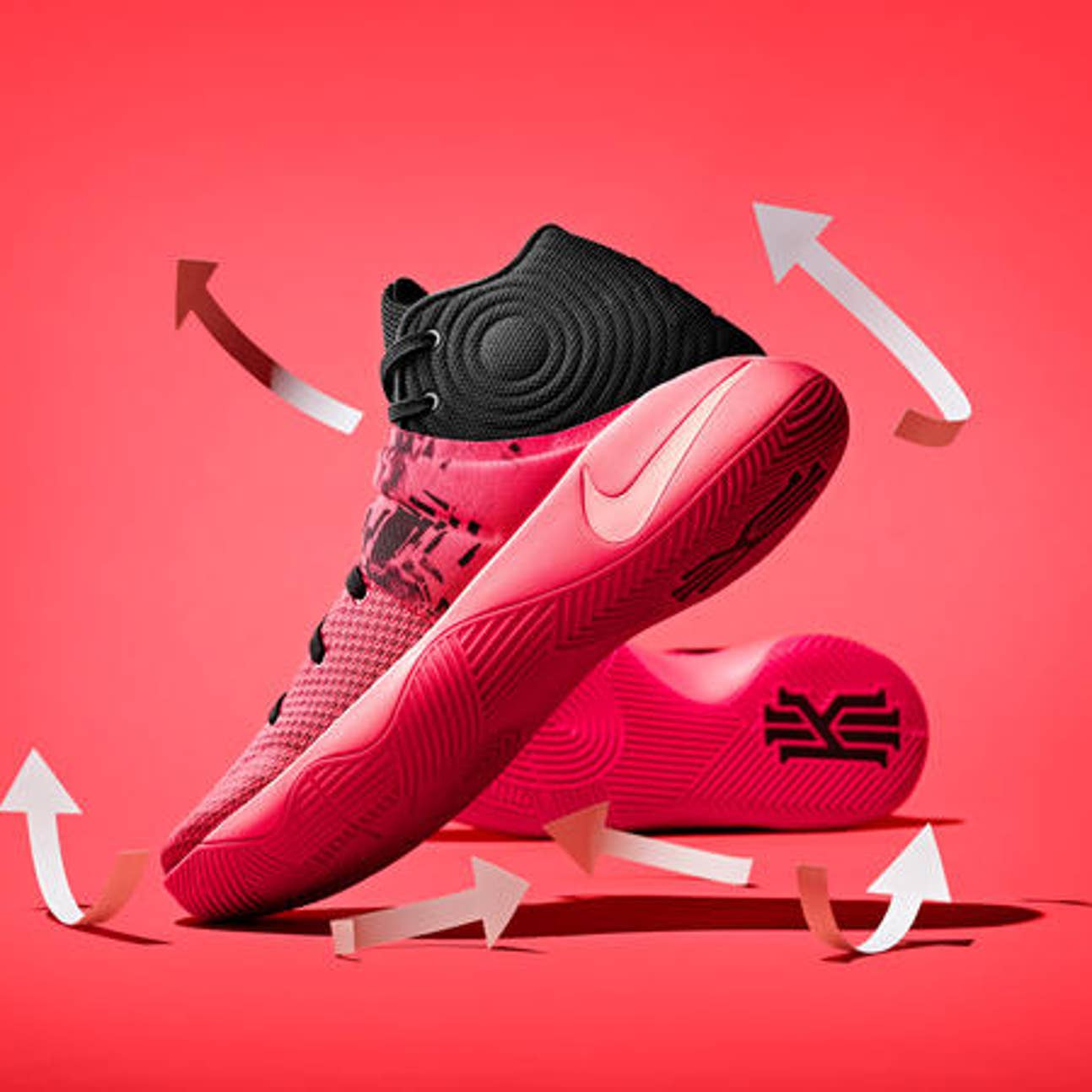 NIKE KYRIE IRVING バスケットボールシューズ Nike created a crazy box for one of Kyrie Irving's signature