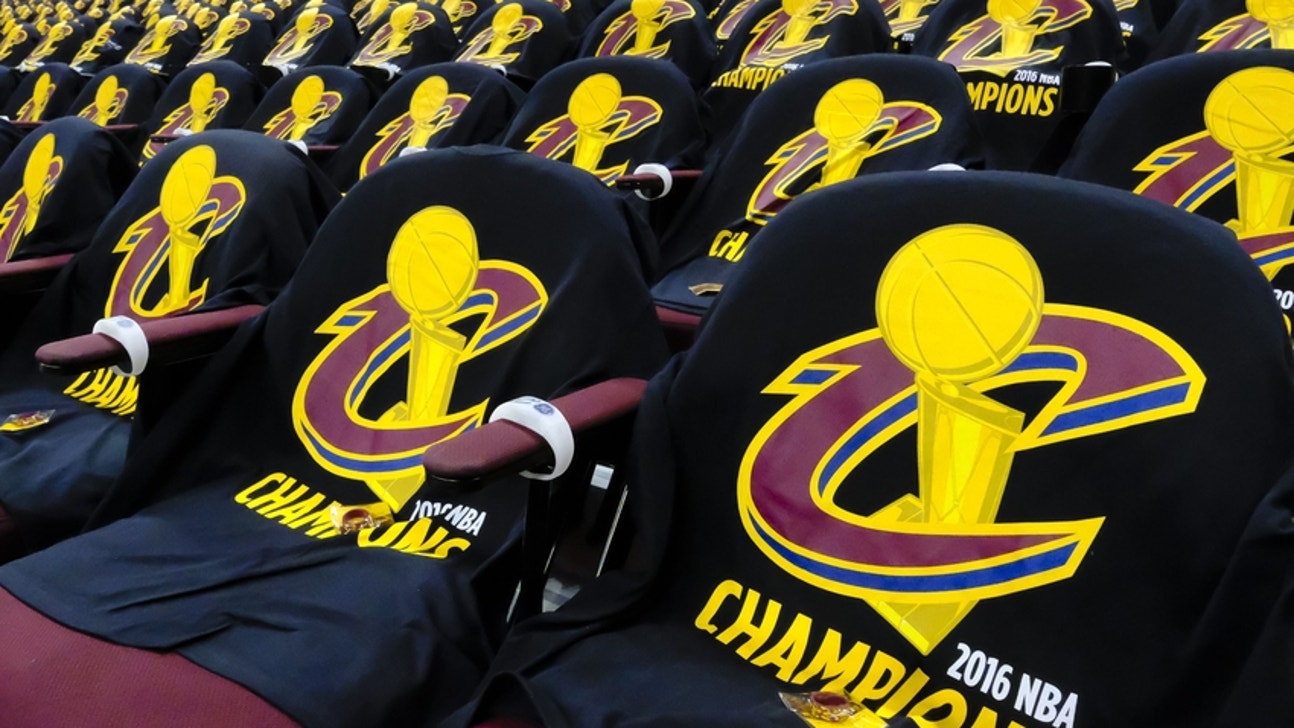 Machine Gun Kelly receives Cavaliers championship ring (Video)