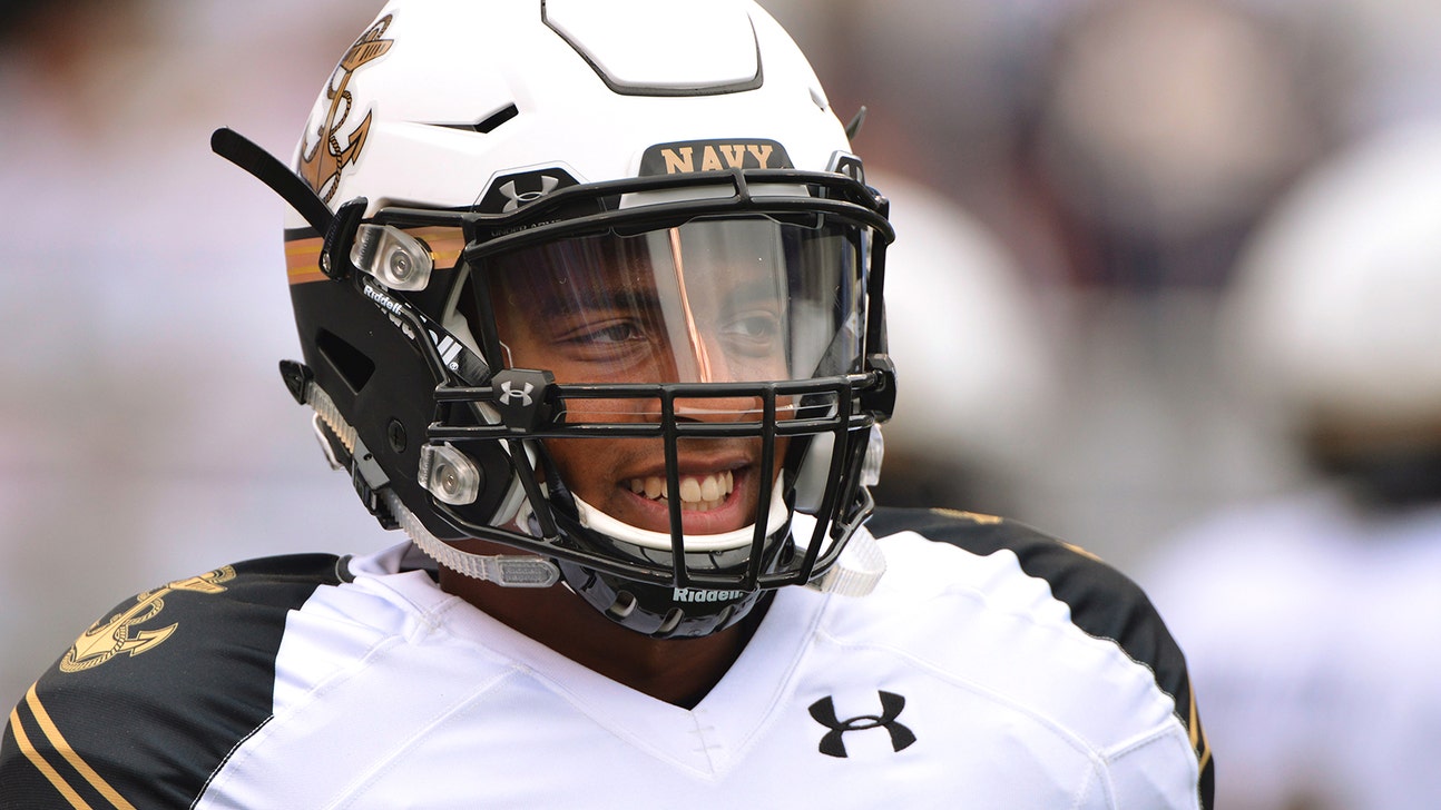 Navy QB Reynolds ties NCAA career rushing TD record