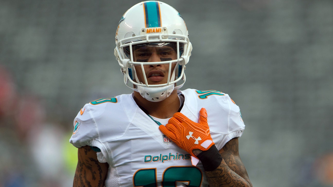 Dolphins WRs Kenny Stills, DeVante Parker leave practice with injuries