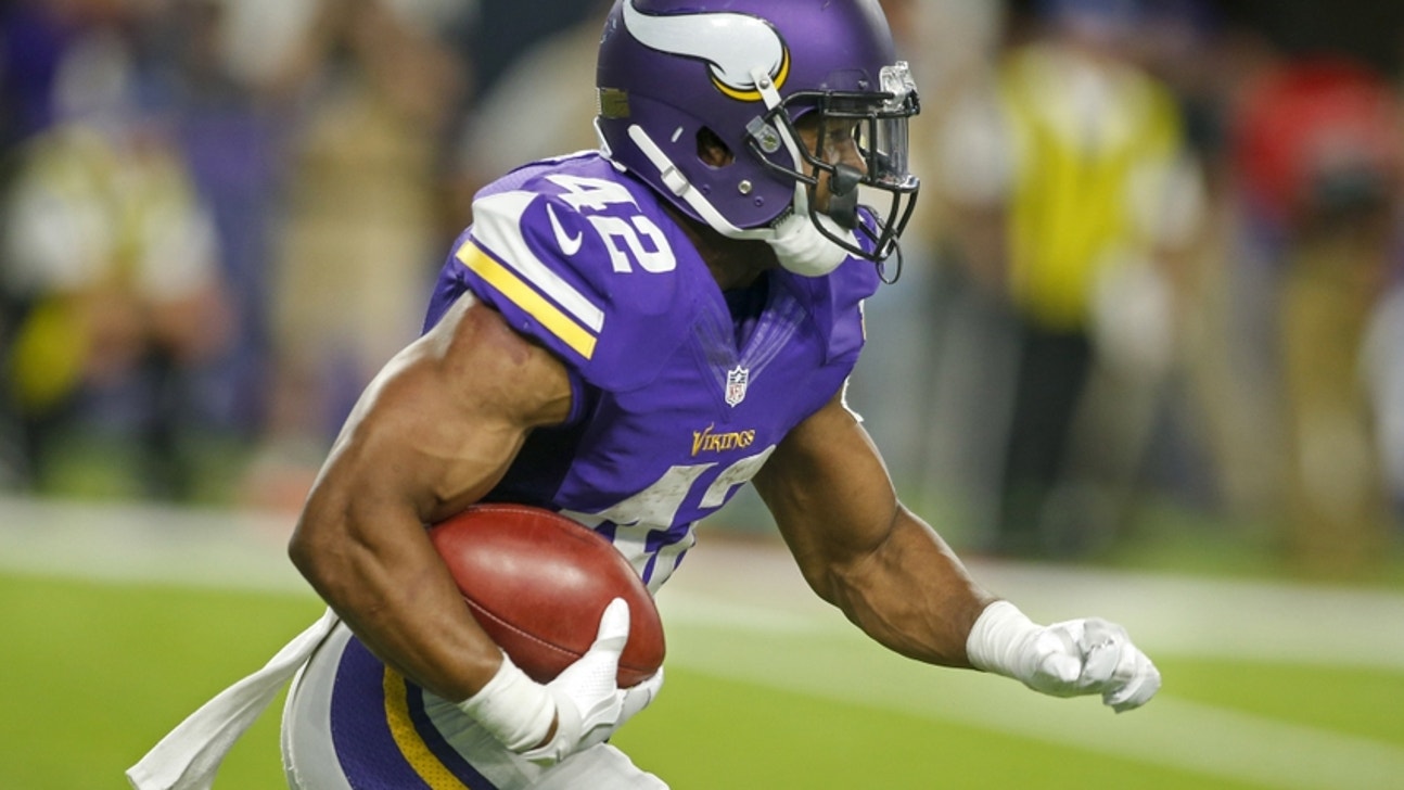 Jhurell Pressley, cut by Vikings, catches on with Packers