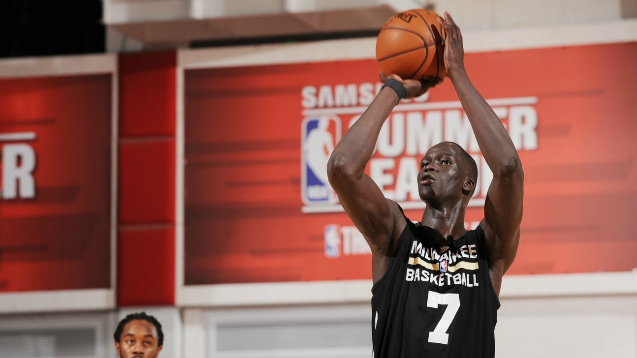 Mark Cuban cracks joke about '40-year-old' NBA rookie Thon Maker