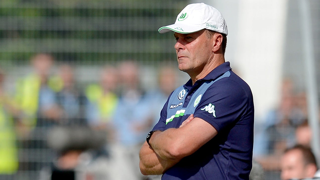 Hecking delighted to extend contract as Wolfsburg head coach