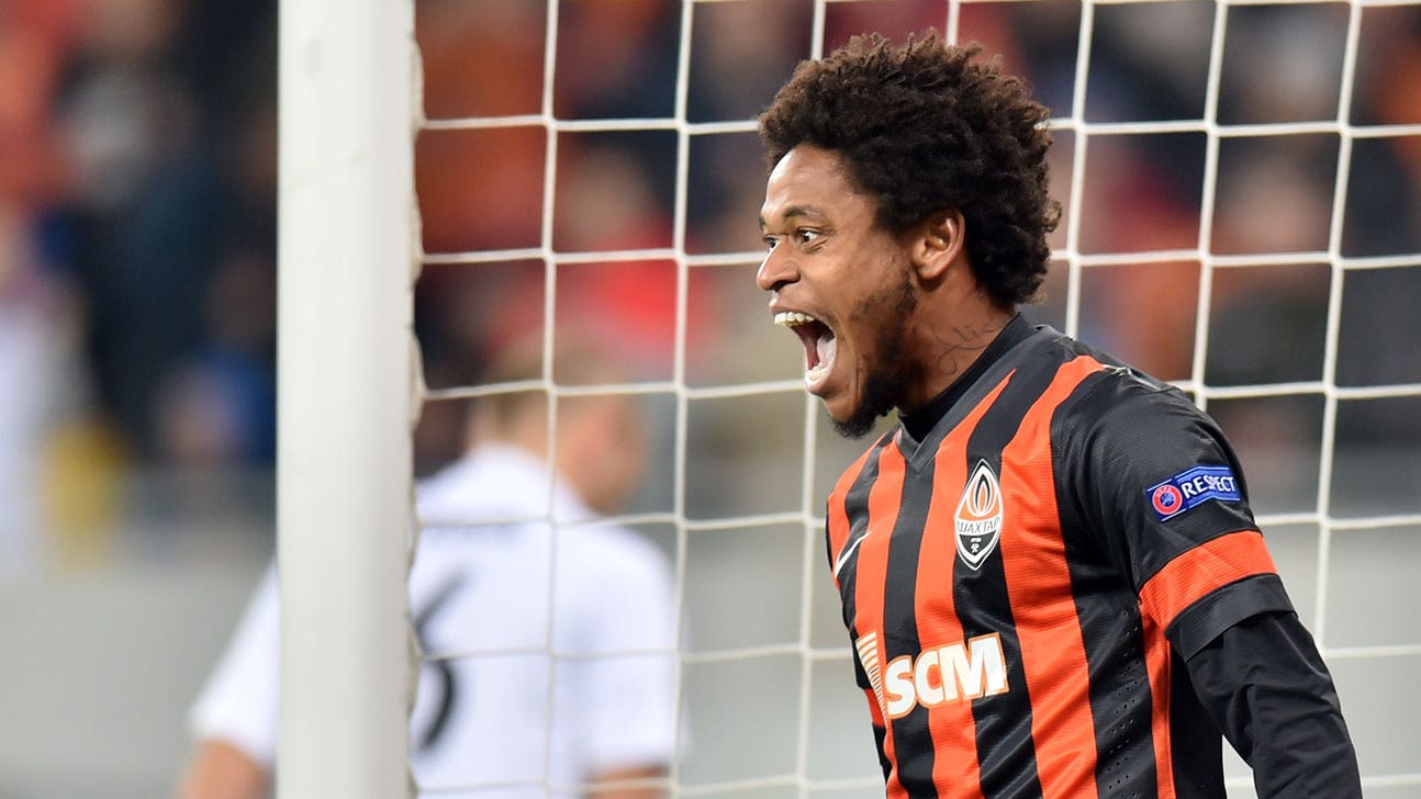Brazilian Luiz Adriano to leave Shakhtar Donetsk in December