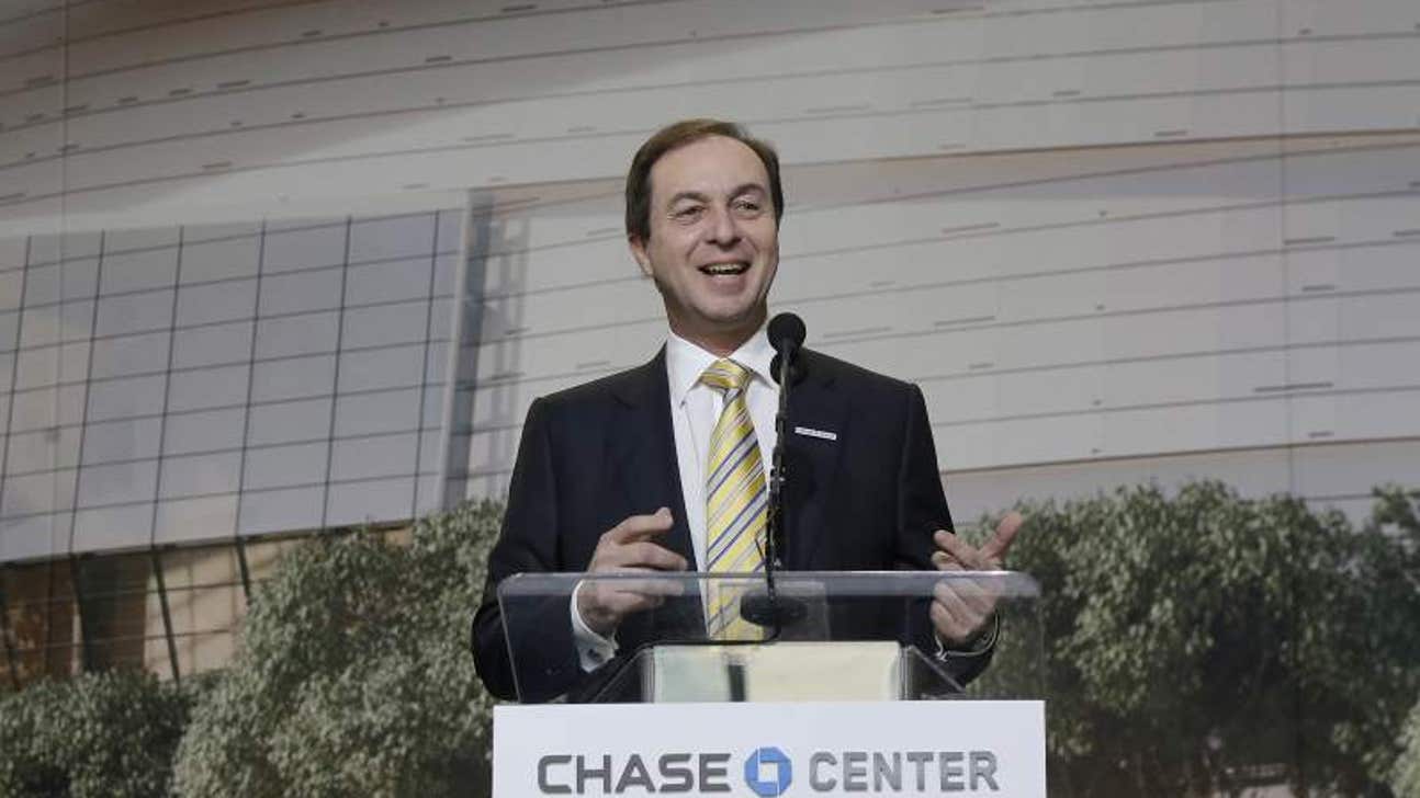 Warriors break ground on new arena site with synchronized crane dancing