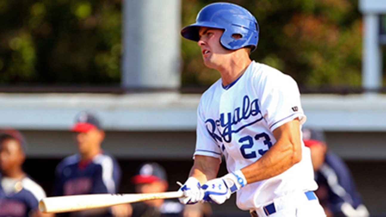 Royals prospect Bubba Starling exits game on cart