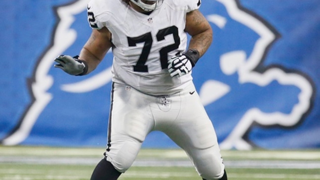 Raiders agree to deal to re-sign LT Donald Penn