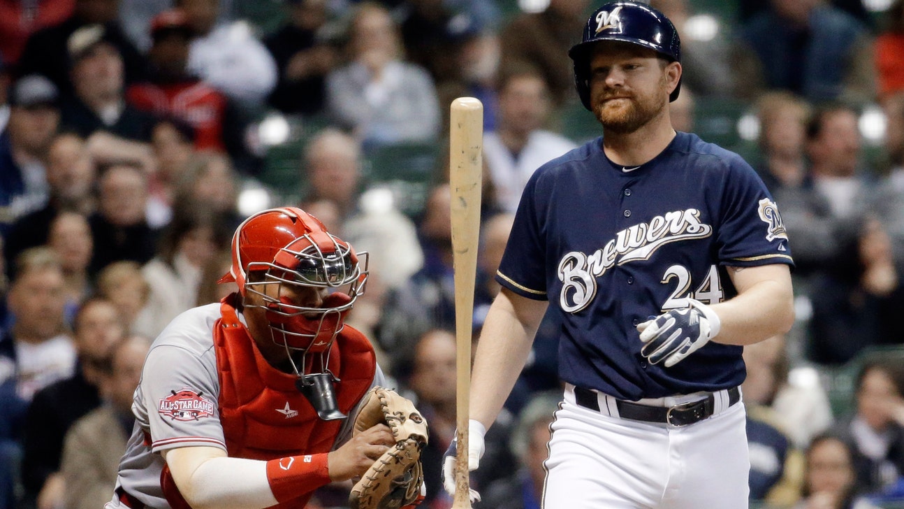 Cards have expressed interest in Brewers first baseman Adam Lind