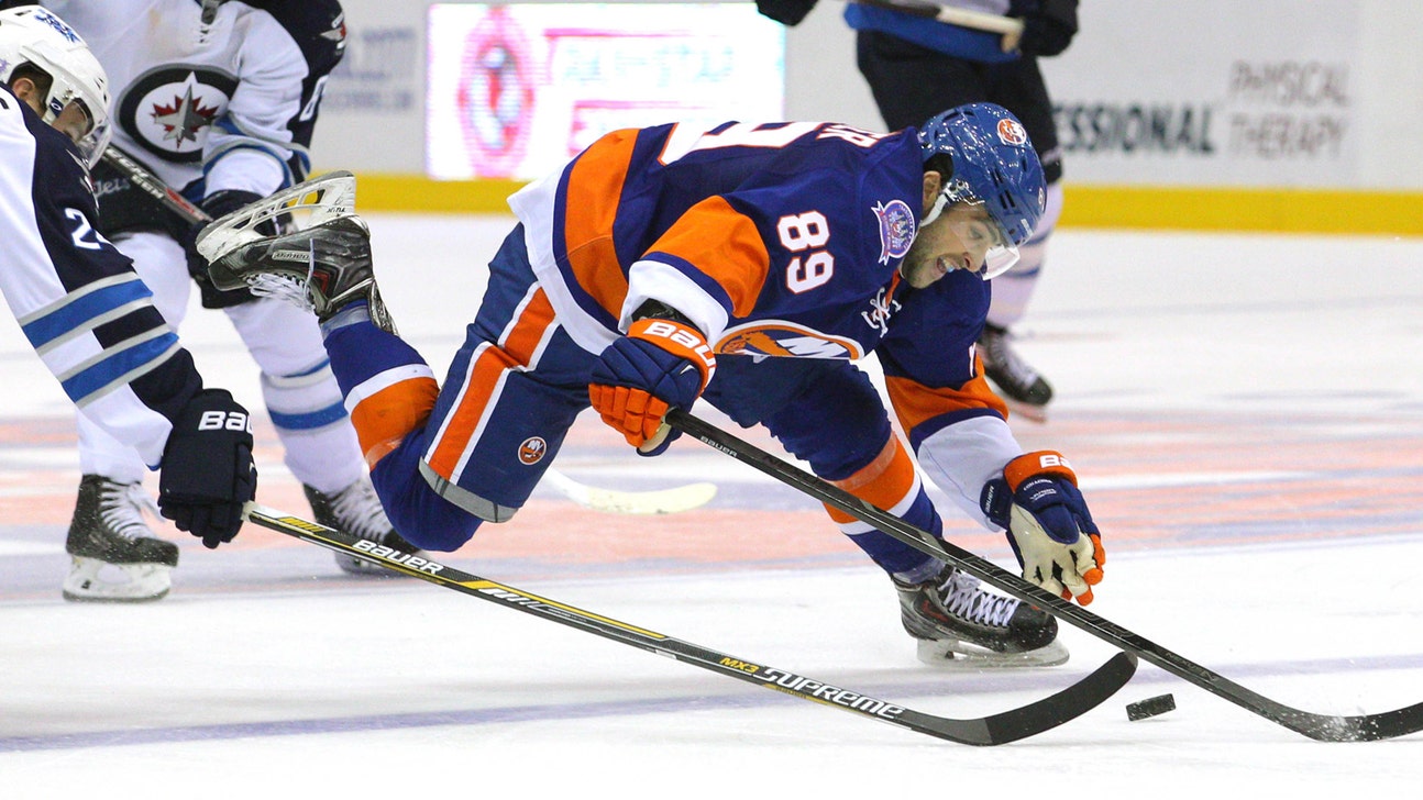 Lightning recall offseason addition Cory Conacher from Syracuse