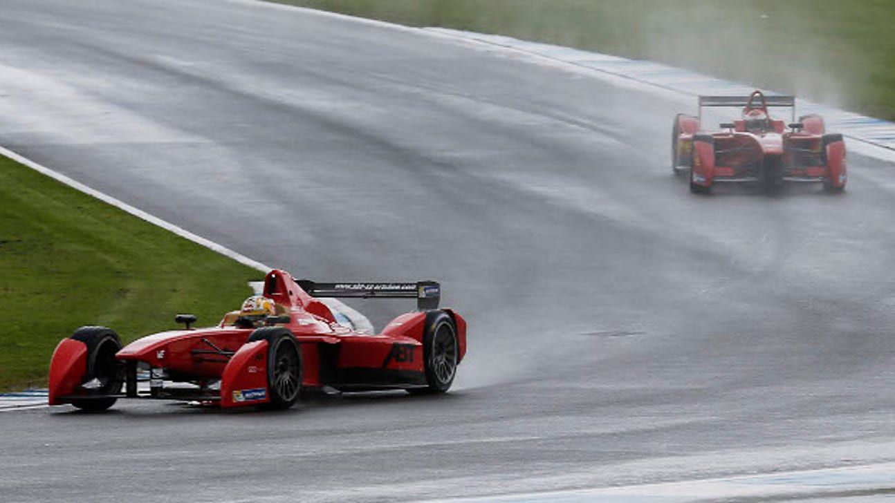 Formula E: Teams complete first test at Donington Park