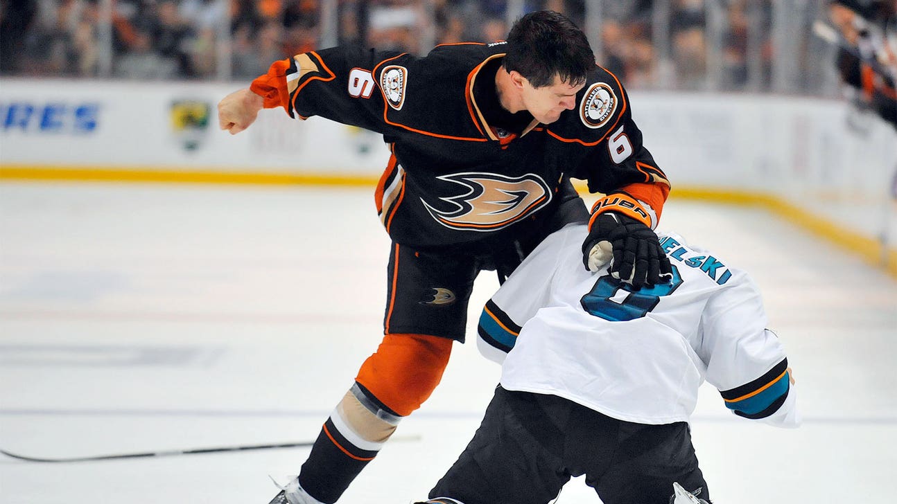 Ducks D Lovejoy out 6-8 weeks with broken finger