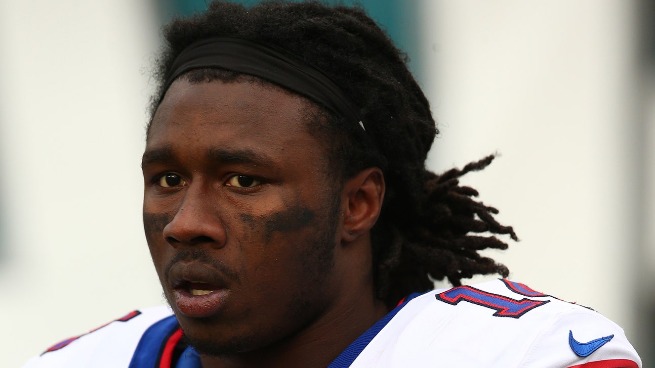 Sammy Watkins finally arrives in Buffalo for offseason workouts