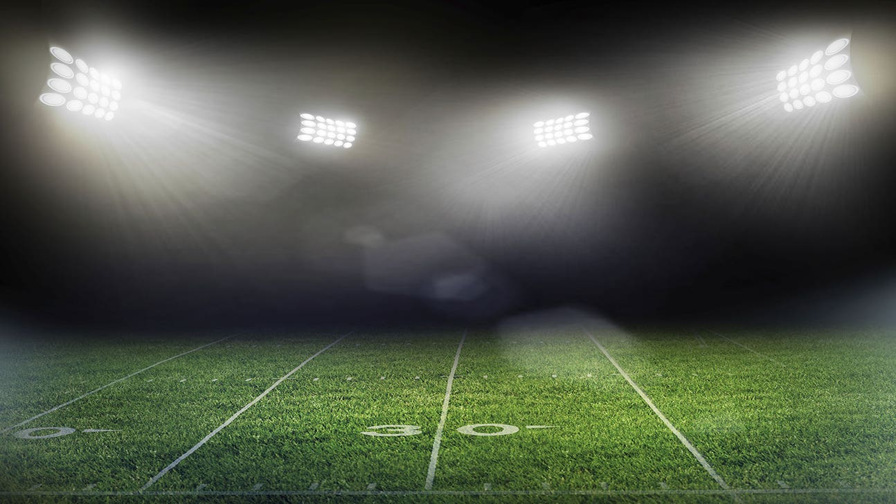 Double amputation won't stop this HS freshman from playing football