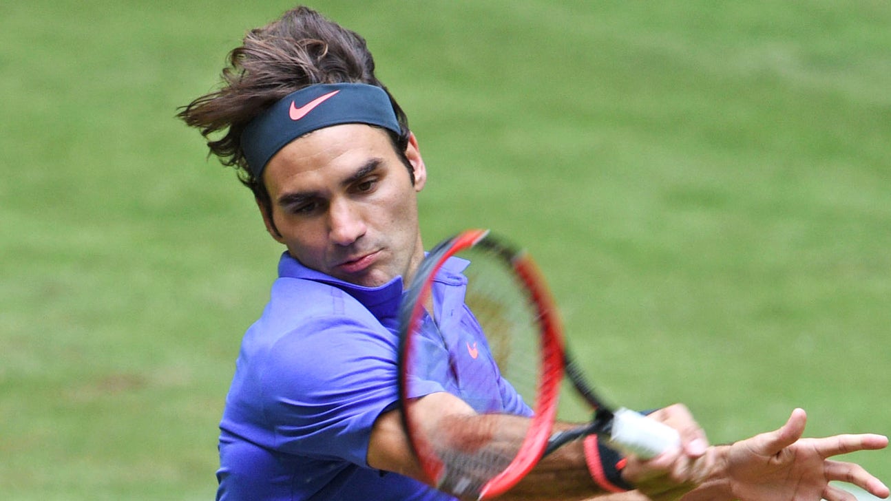 Roger Federer advances to quarters in quest for 8th Gerry Weber title