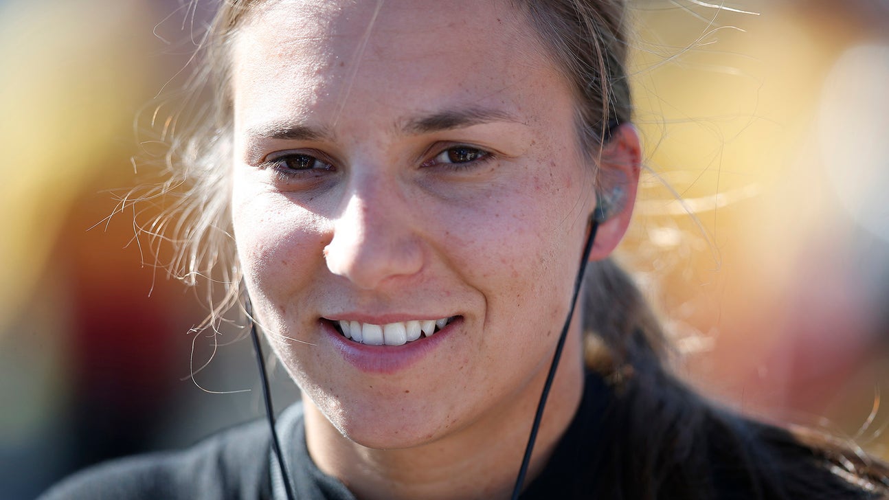 Simona de Silvestro returns to IndyCar with Andretti Autosport