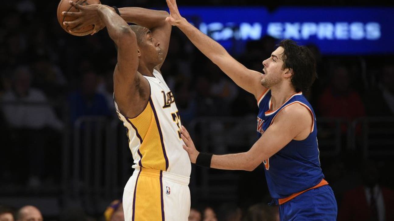 Knicks at Lakers live stream: How to watch online