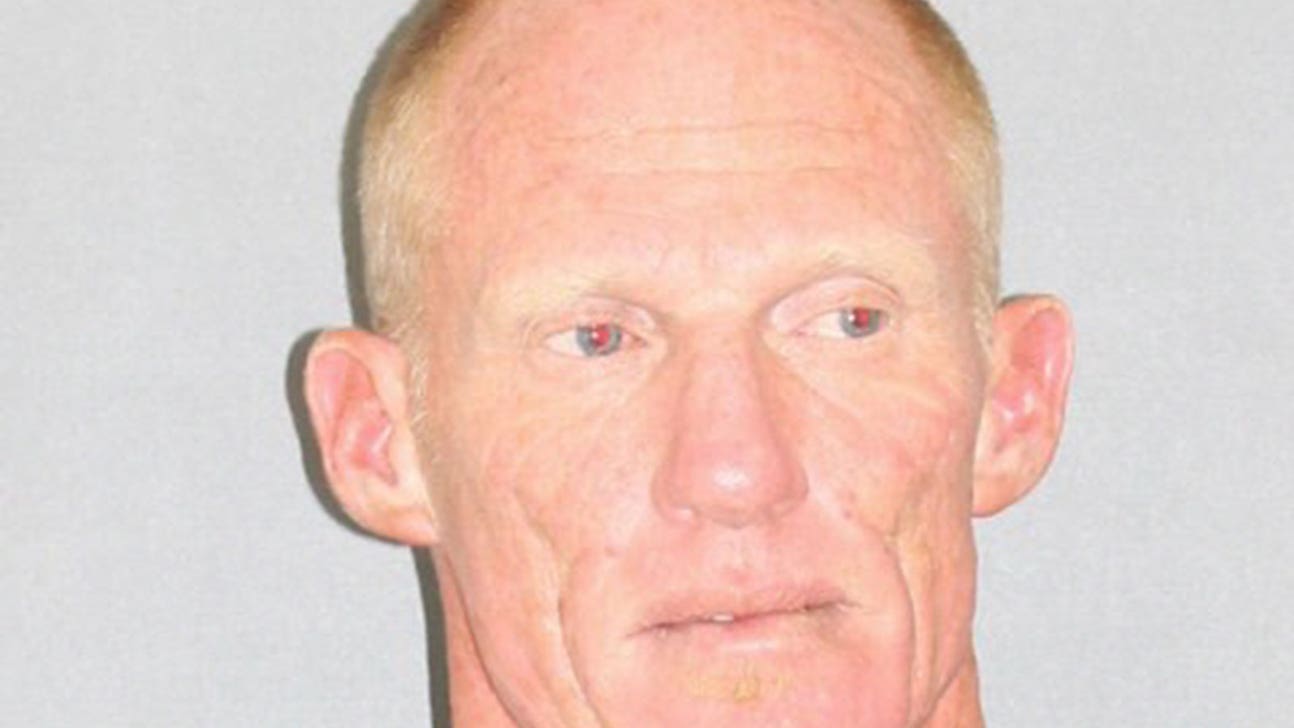Police: Ex-Raiders QB Todd Marinovich arrested naked with drugs