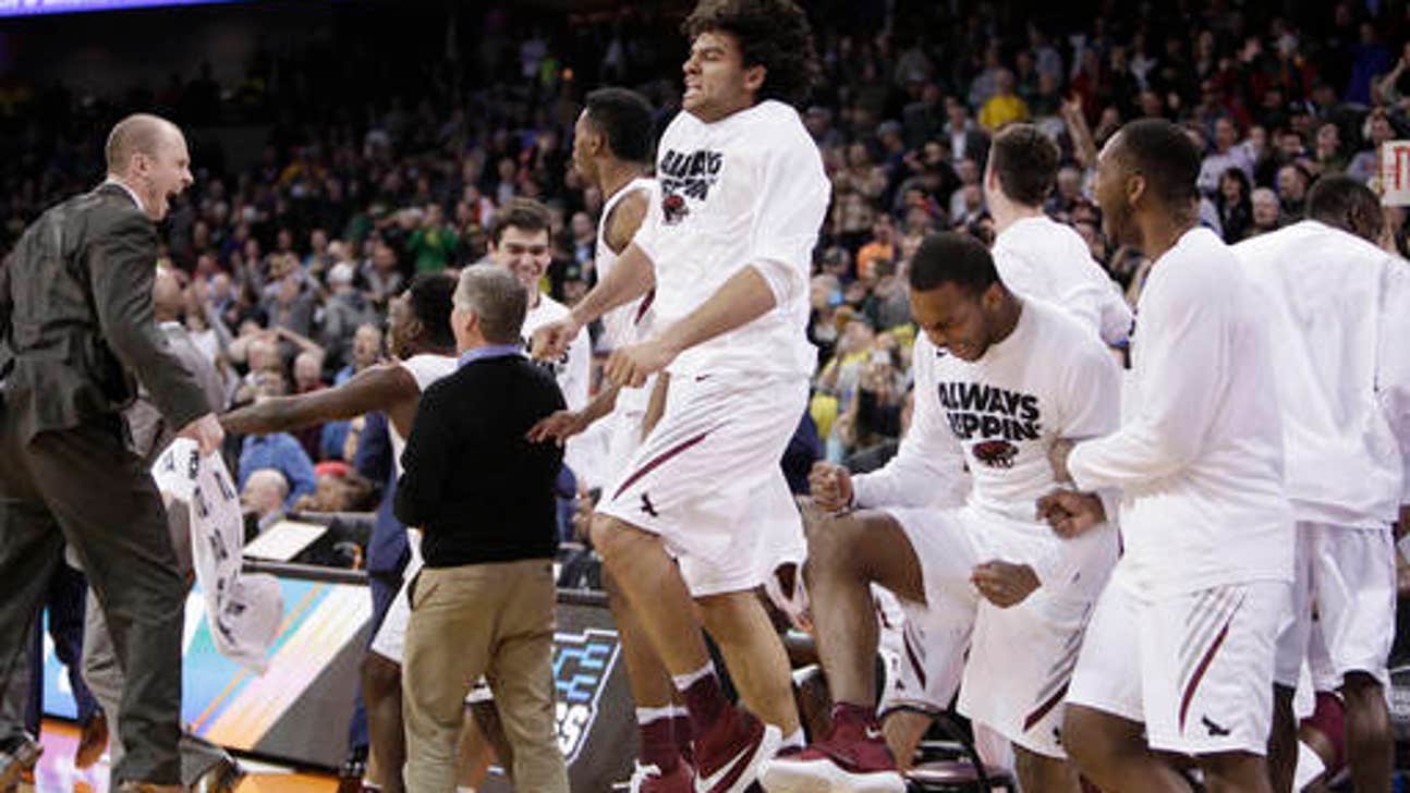 TIPPING OFF: Round 2 of NCAA Tournament wraps up