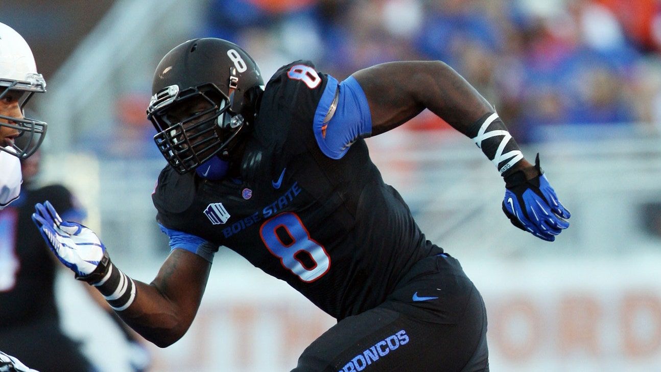 Cowboys trade second, third round pick, draft DE Demarcus Lawrence
