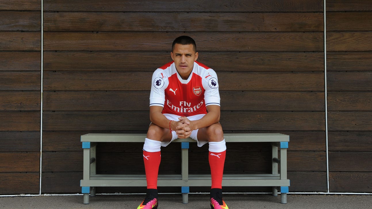 Arsenal: Sanchez Comparison To Messi, Ronaldo Ambitious