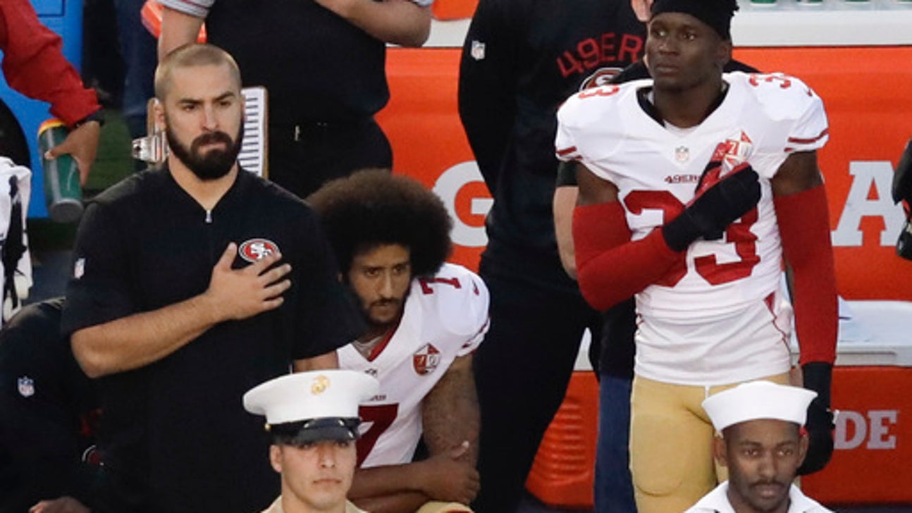 Kaepernick, 49ers teammate kneel during national anthem