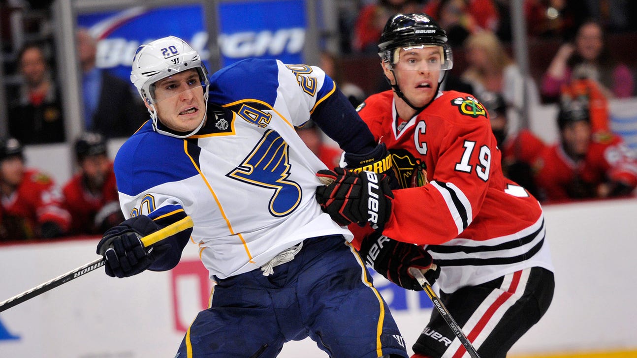 Toews knocks on doors looking for street hockey game