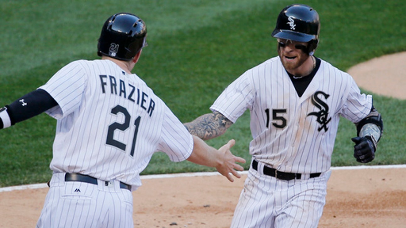 White Sox strike early, wilt late in DH split with Indians