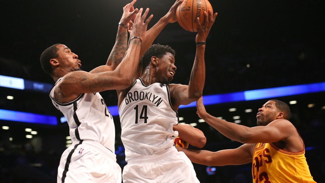 Utah Jazz: Stars Acquire Rights to Henry Sims
