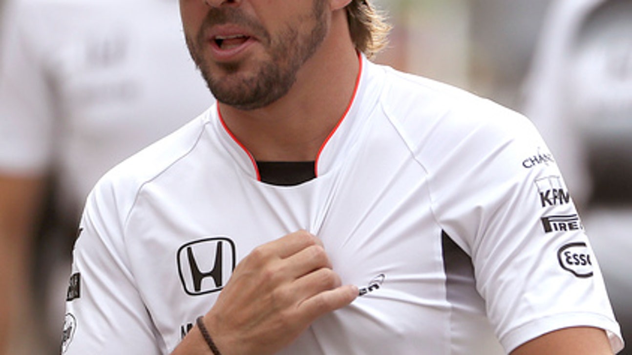 Rosberg sets fastest practice time at Chinese GP