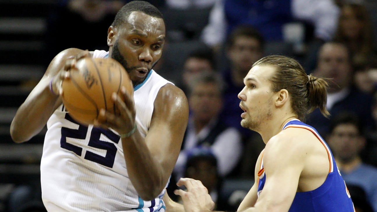 Court Vision: Hornets top Knicks; Walker may need surgery