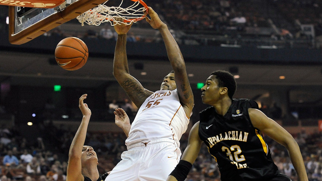 Texas' Ridley blocks school-record 9 shots in near triple-double