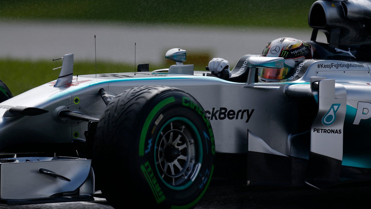 F1: Brake disc issue handicaps Hamilton during qualifying