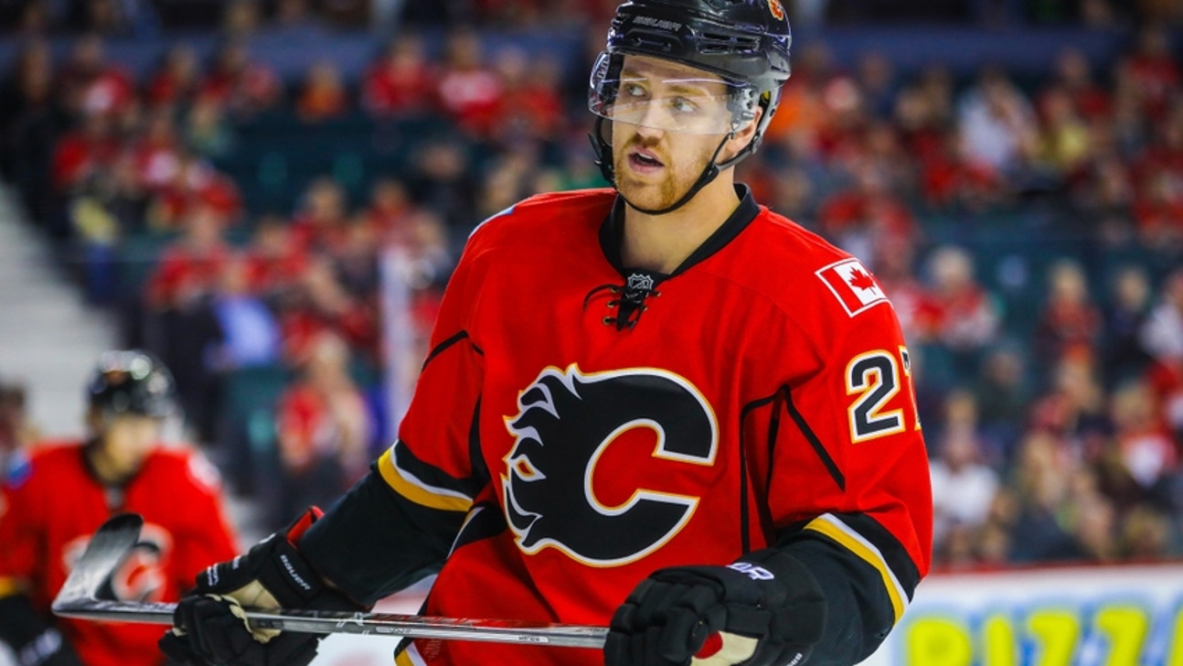 Toronto Maple Leafs: Is Dougie Hamilton Really Available?