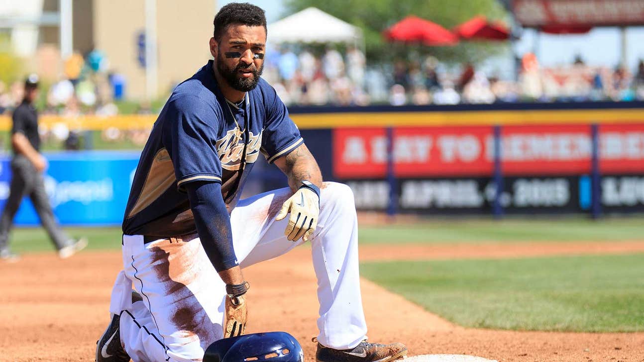 Lack of buzz greets Padres pitchers, catchers after '15 flop