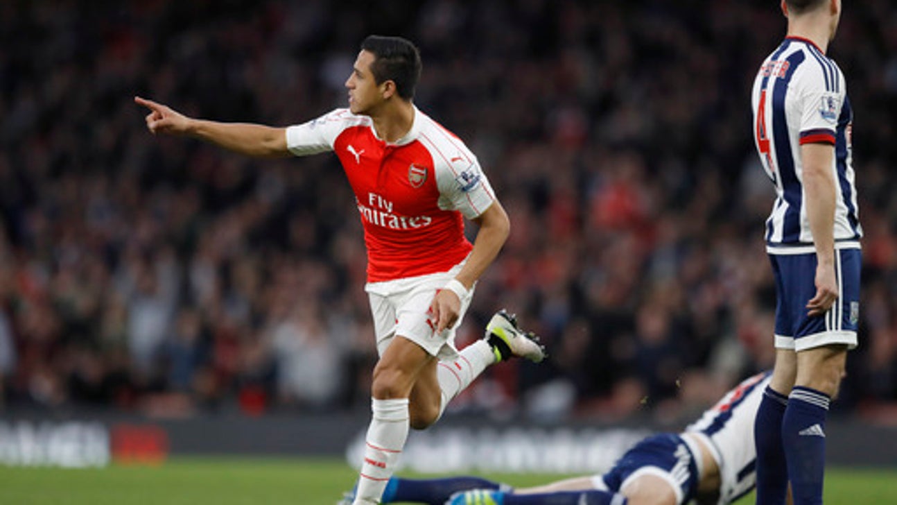 Sanchez double sends Arsenal back to 3rd with West Brom win