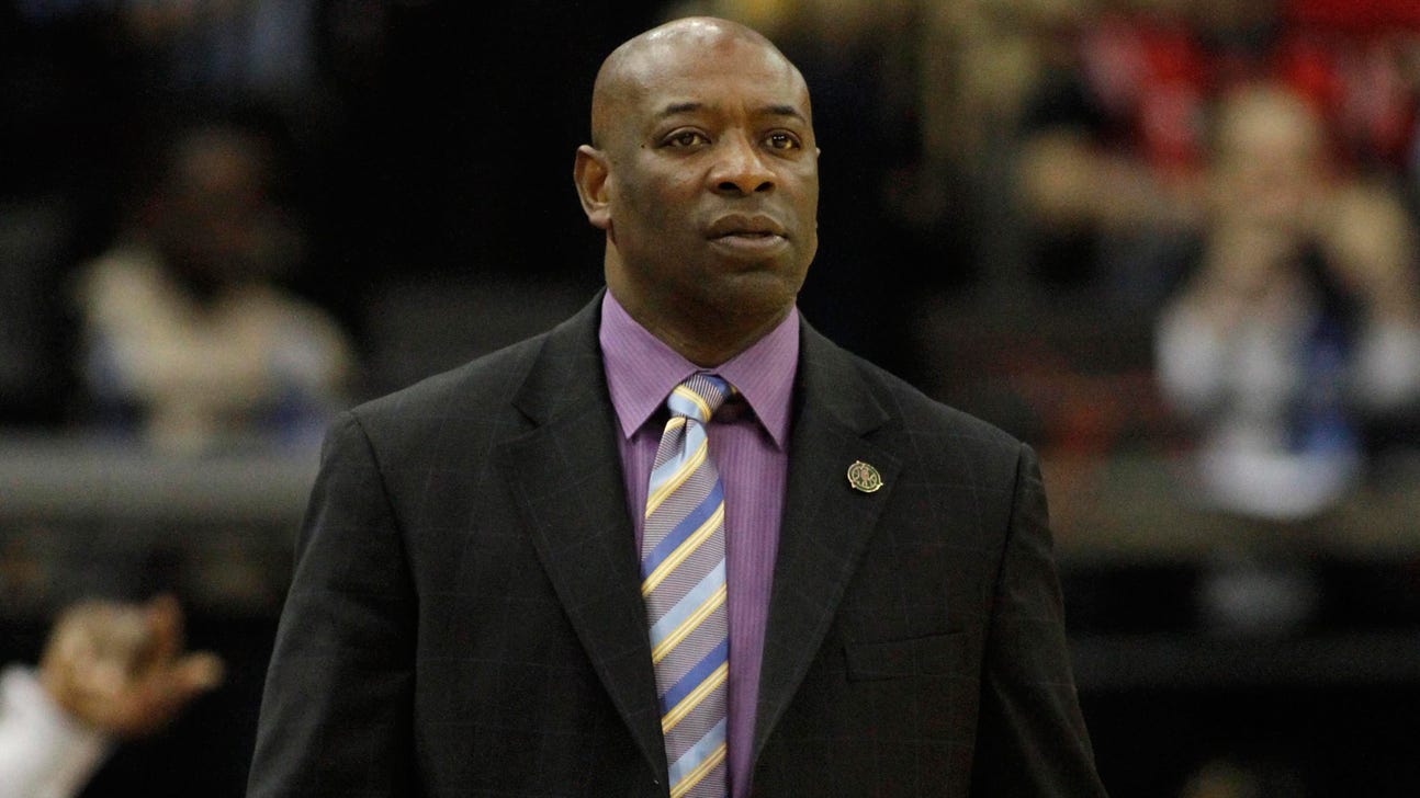 Heat add Keith Smart, former player Chris Quinn to coaching staff
