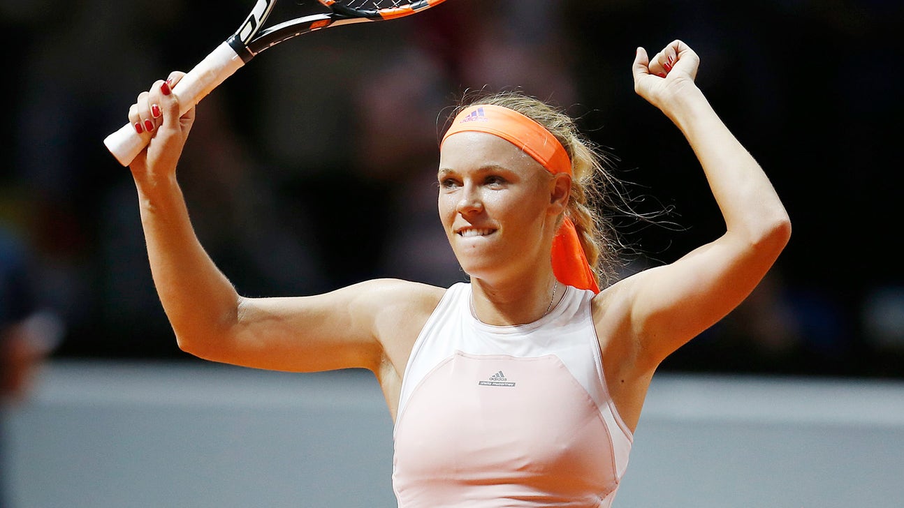 Wozniacki to face Kerber in Porsche Grand Prix final
