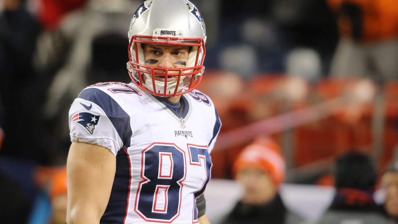 Patriots practice report: Patrick Chung, Rob Gronkowski sit