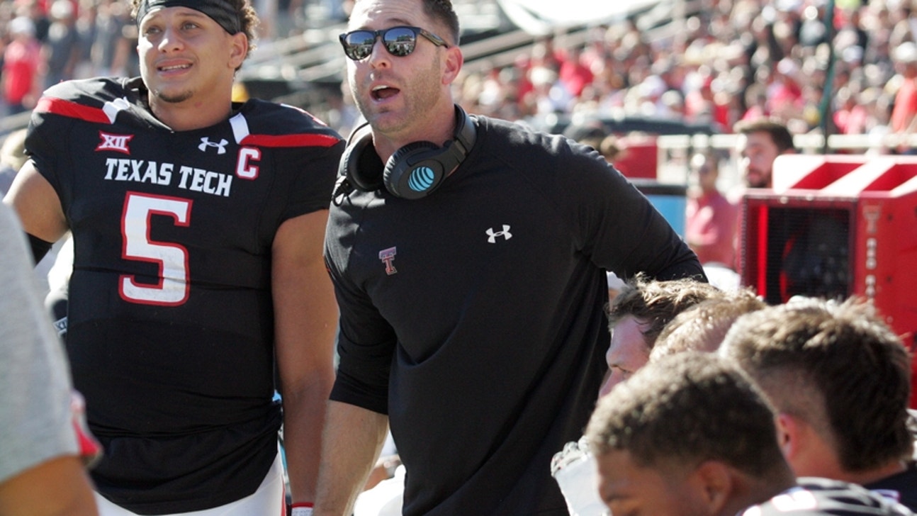 Try Following This Insane Play Between Texas and Texas Tech (Video)