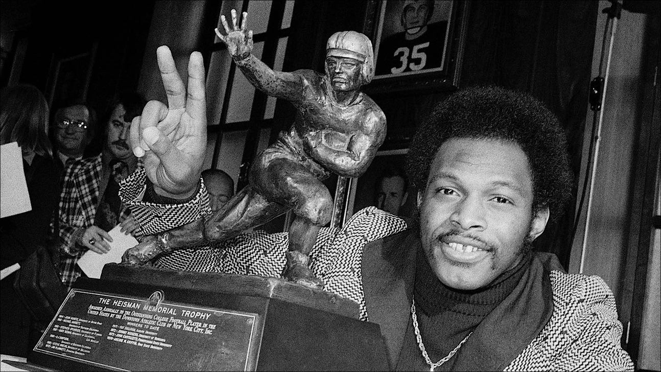 Check out Archie Griffin's awesome Halloween costume