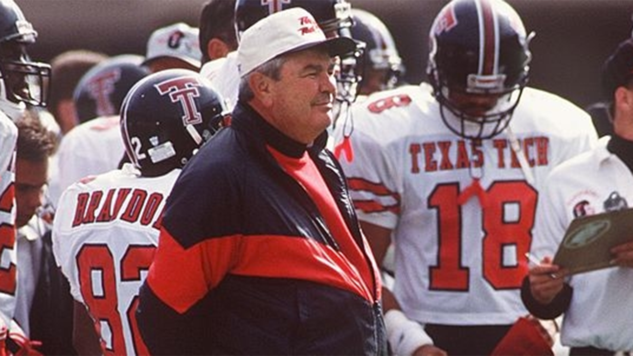Legendary Texas Tech coach Spike Dykes passes away