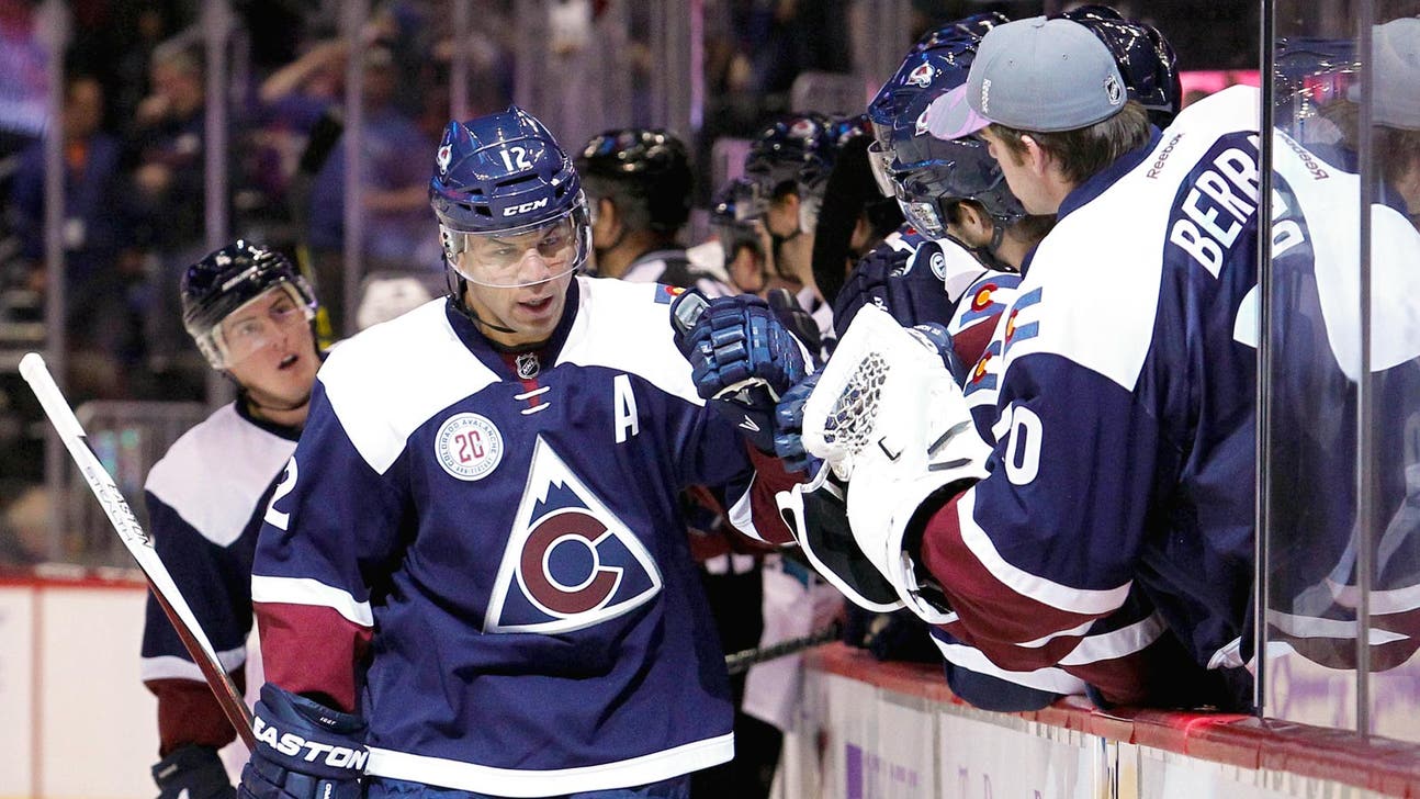Patrick Roy claims Avalanche too focused on Jarome Iginla's milestone goal